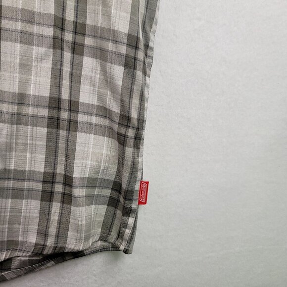 Coleman Mens Plaid Short Sleeve Button-Up Shirt XXL Gray White Vented Fishing - Picture 7 of 10
